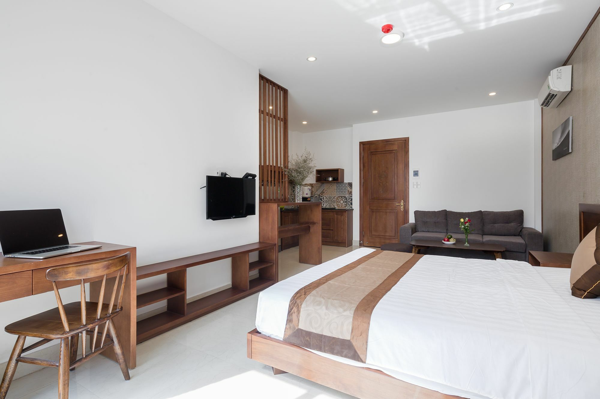 Aris Beach Apartment & Hotel ダナン市 エクステリア 写真