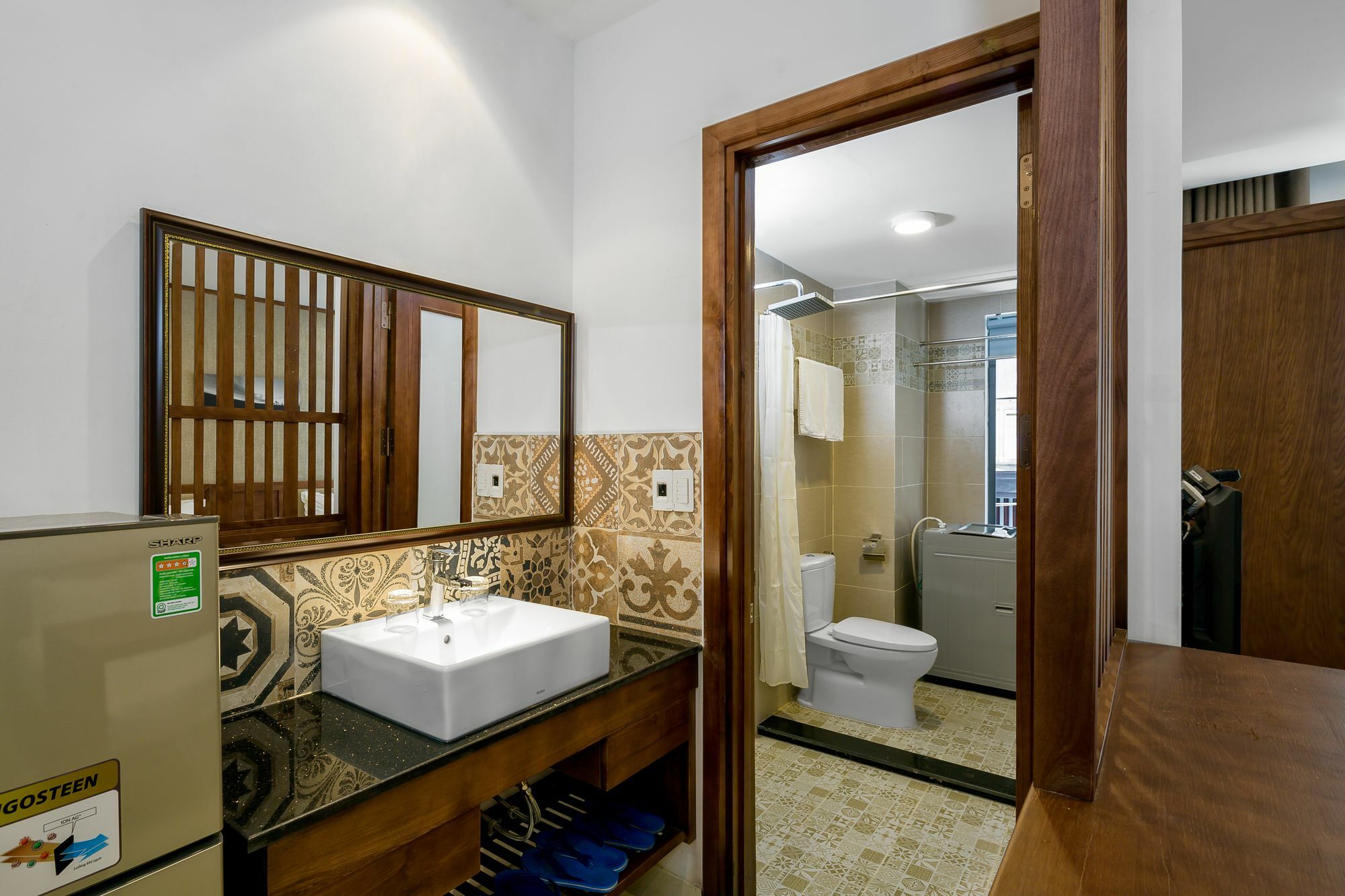Aris Beach Apartment & Hotel ダナン市 エクステリア 写真
